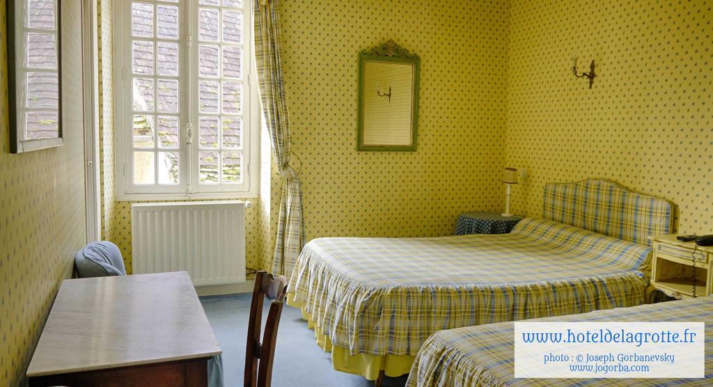 Hotel De La Grotte Montignac  Room photo